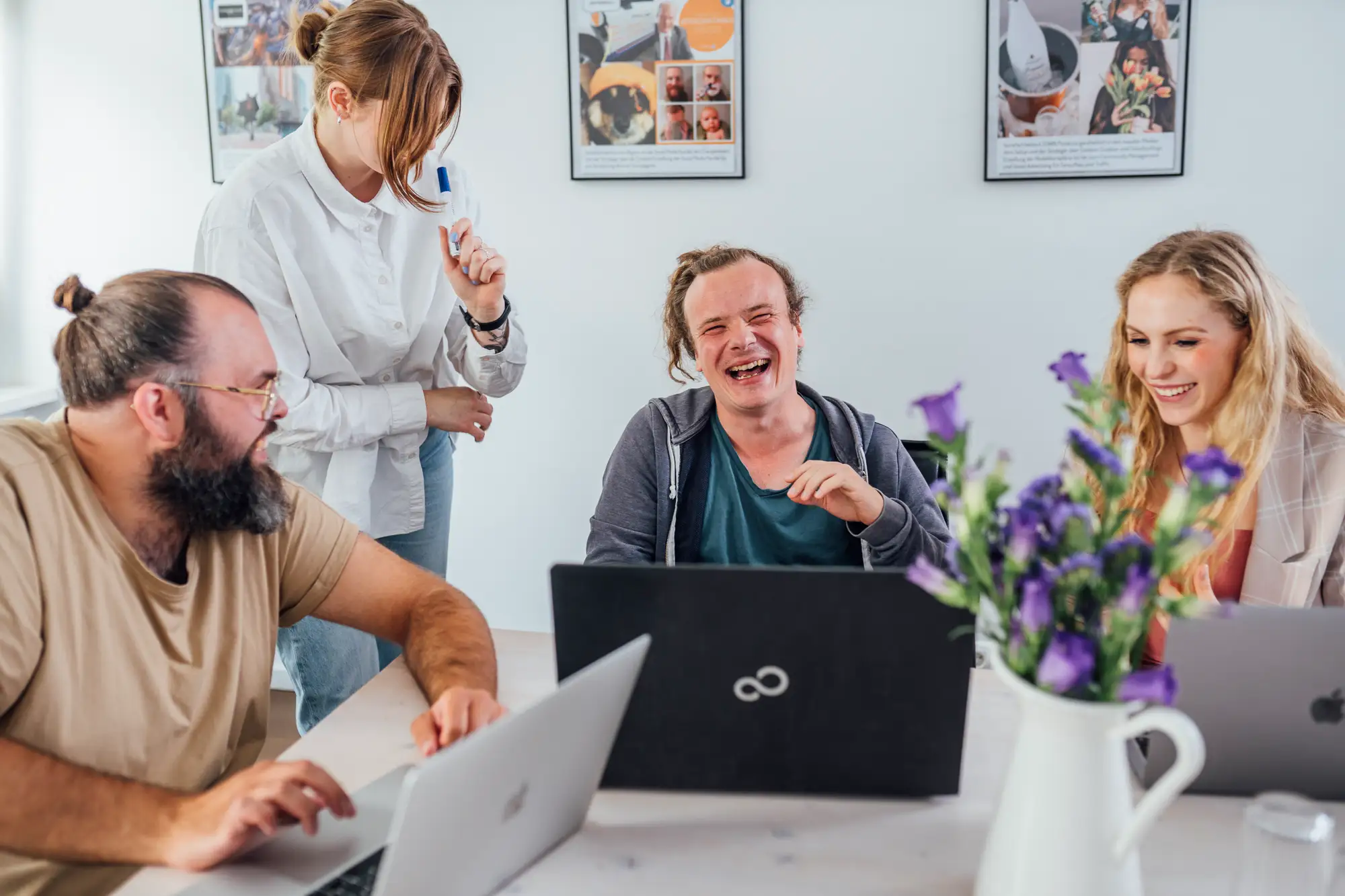 KI-Telefonassistent in der Praxis testen im Praxisalltag